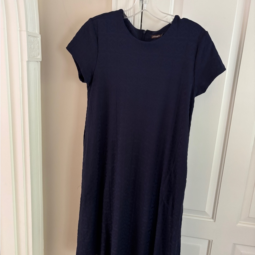 J McLaughlin Navy Blue Short Sleeve Dress Swing Dress with Zipper and Pockets